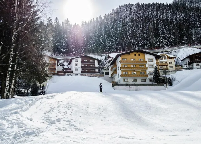 6 - Panorama By Interhome * 이스크글